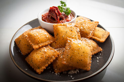 Toasted Cheese Ravioli with Sundried Tomato Dip