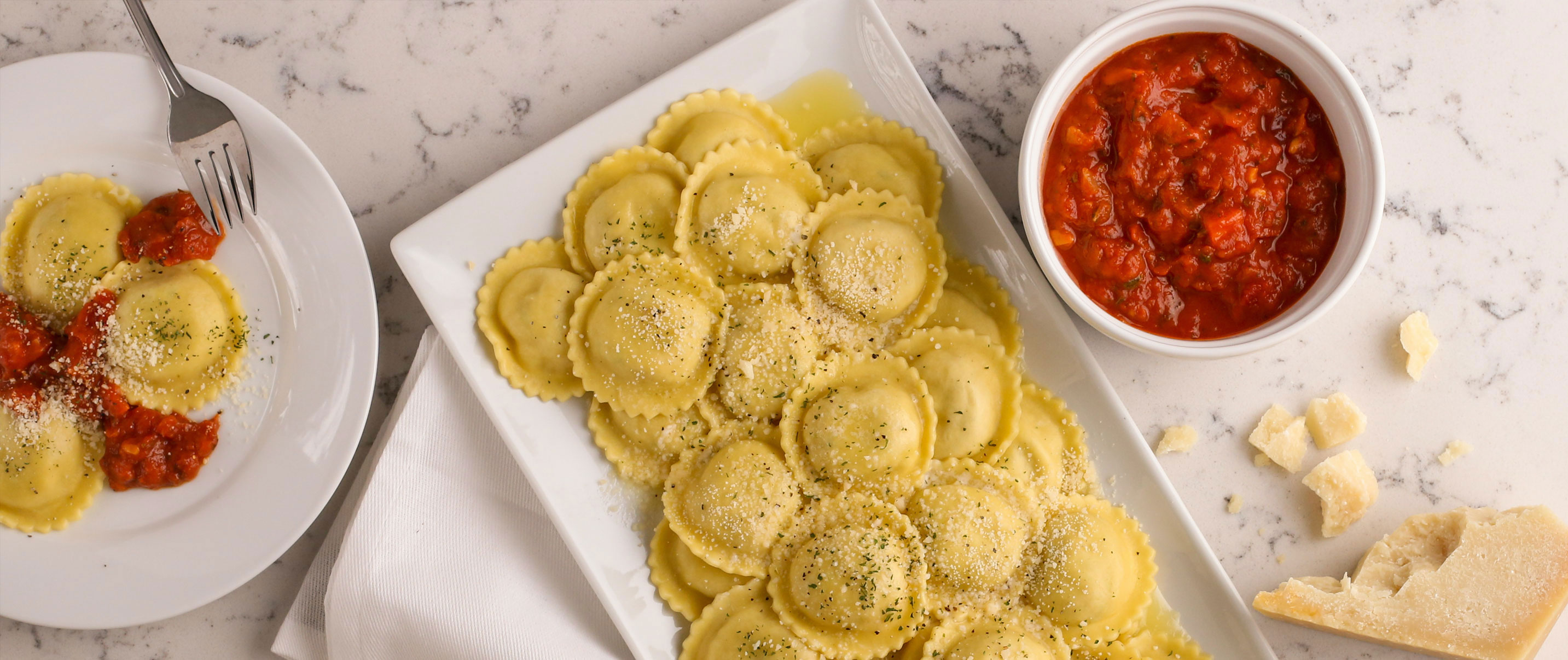 Ravioli with fresh tomato sauce